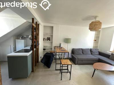 Chambre - 9 m² - 1 pièce