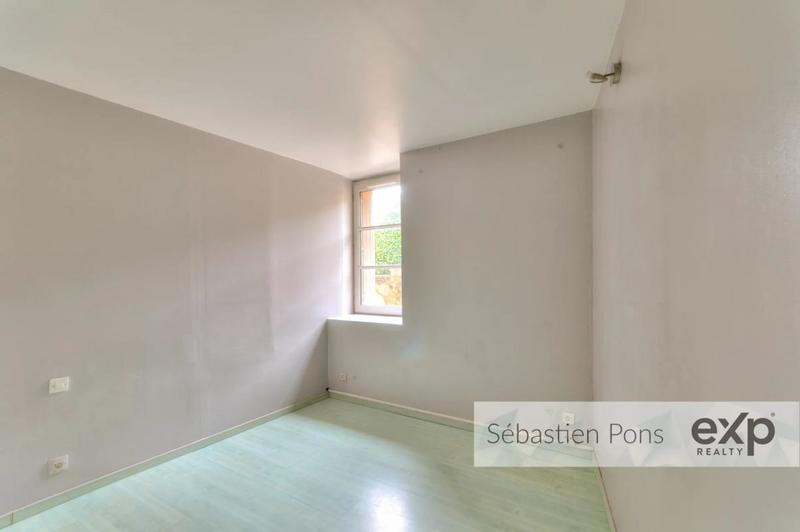 Appartement - 79 m² - 4 pièces