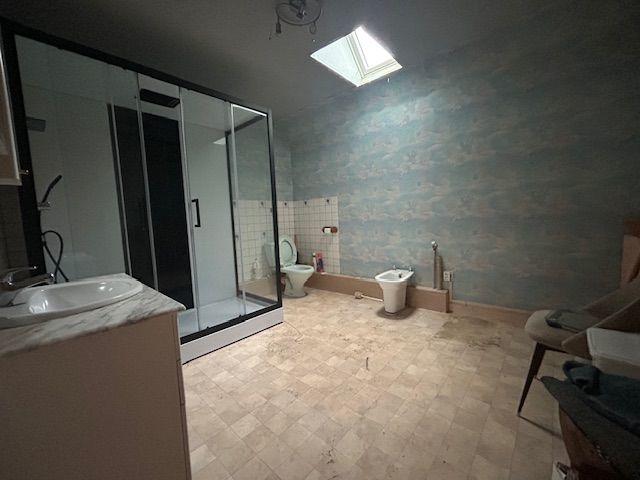 Maison - 90 m² - 3 pièces