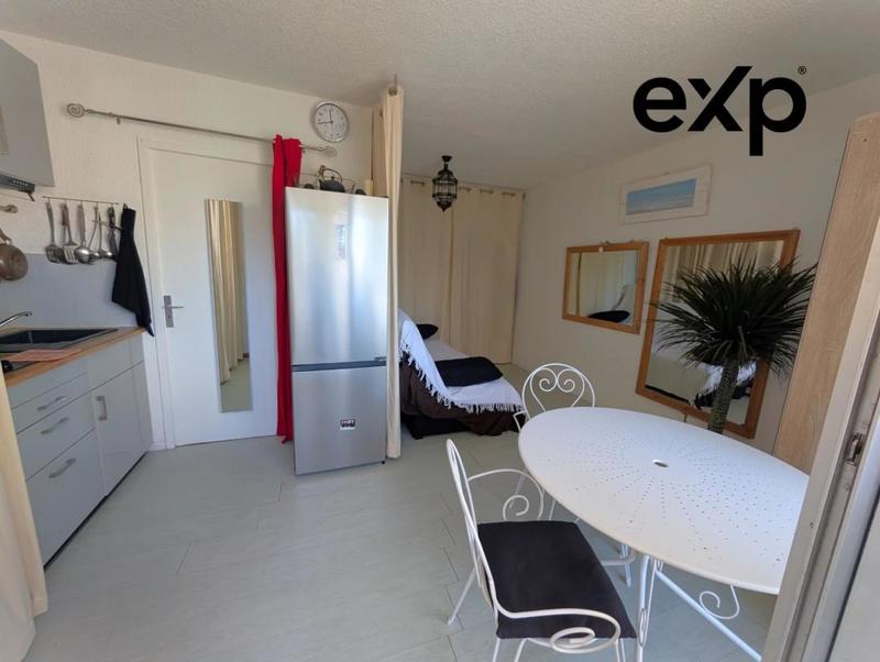 Studio - 24 m² - 1 pièce