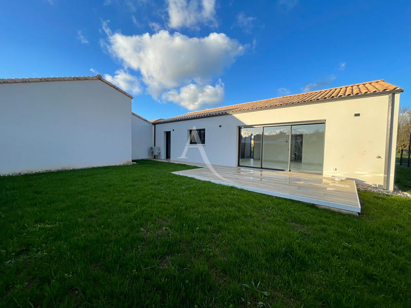 Maison - 111 m² - 4 pièces