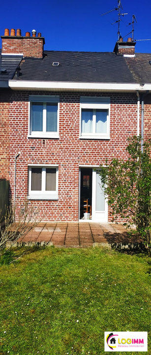 Maison - 70 m² - 8 pièces