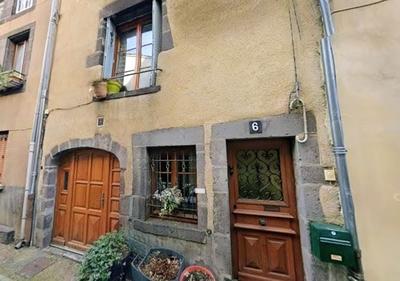 Maison - 94 m² - 4 pièces