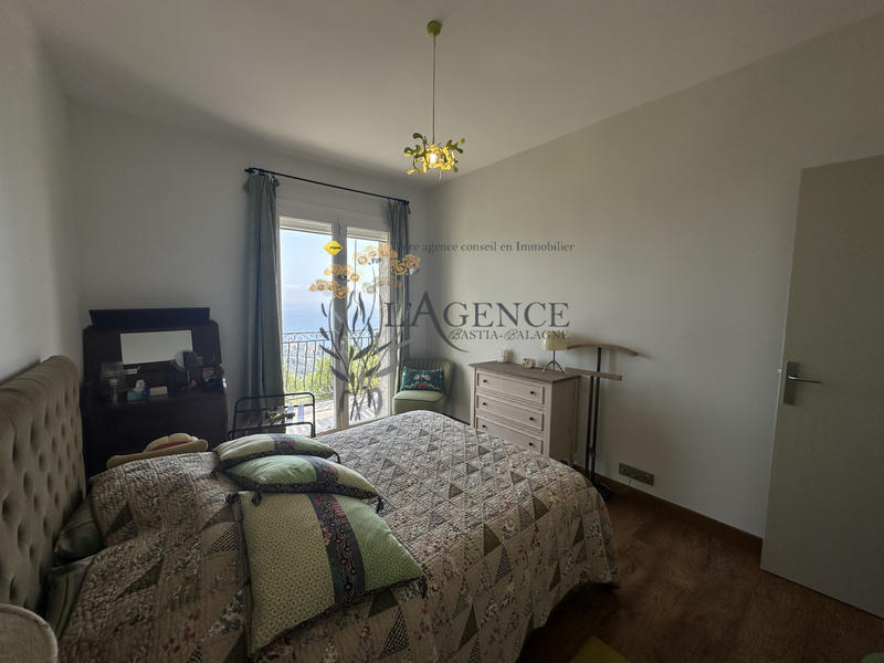 Maison - 83 m² - 3 pièces