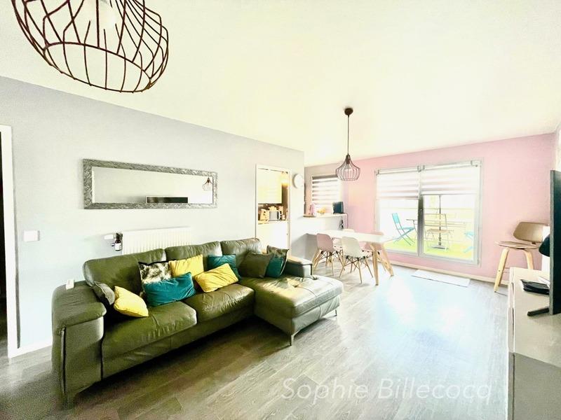 Appartement - 93 m² - 5 pièces