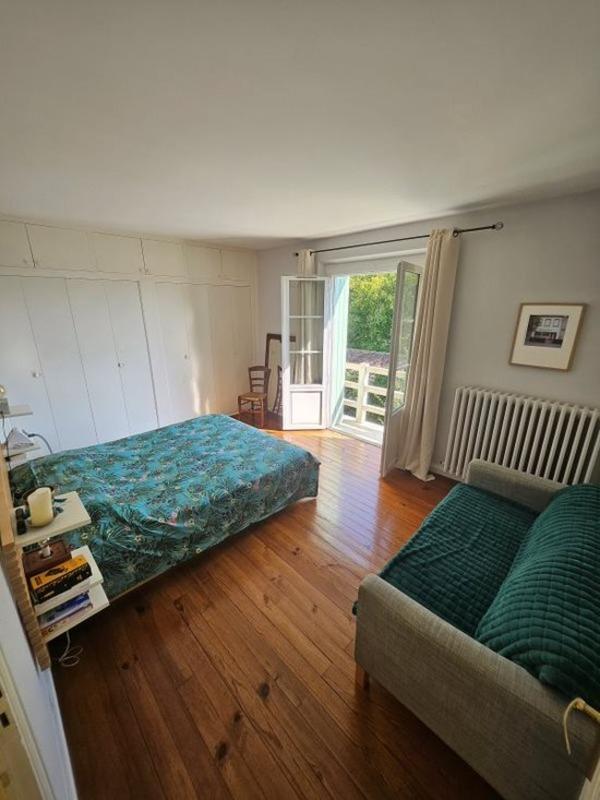 Maison - 210 m² - 5 pièces