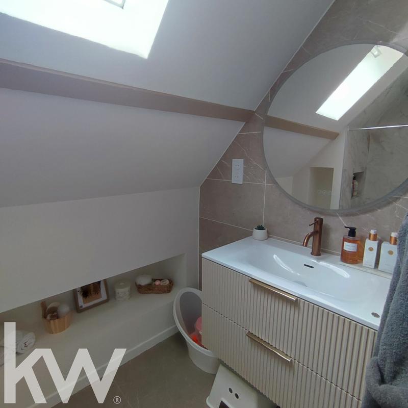 Maison - 86 m² - 6 pièces