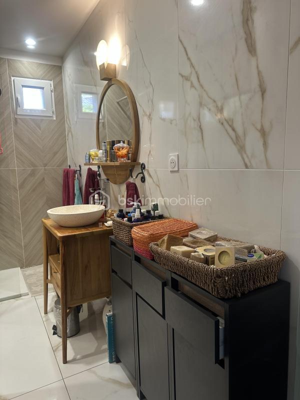 Maison jumelée - 70 m² - 3 pièces