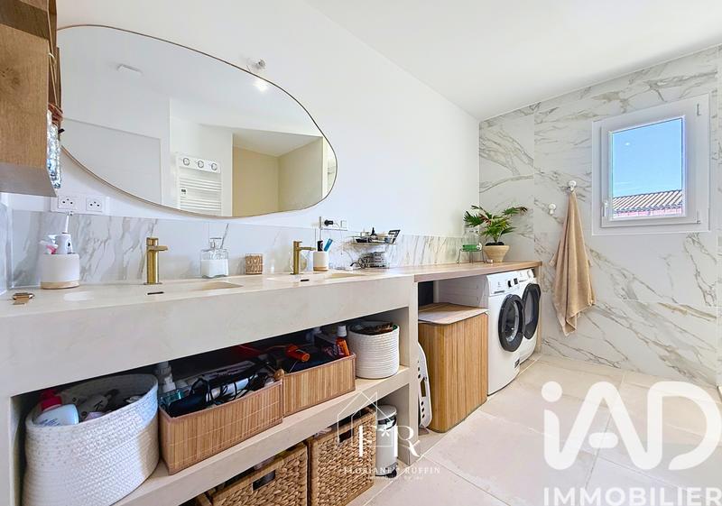 Maison - 90 m² - 3 pièces