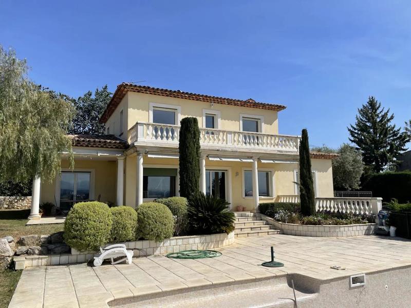 Villa - 171 m² - 6 pièces