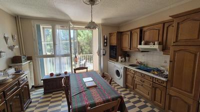 Appartement - 84 m² - 3 pièces