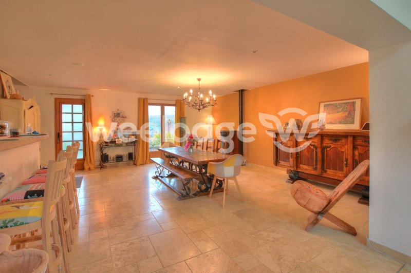 Maison - 140 m² - 7 pièces