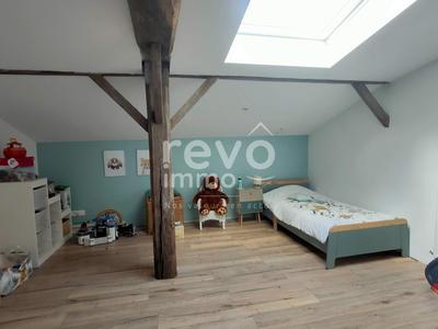 Maison - 290 m² - 5 pièces