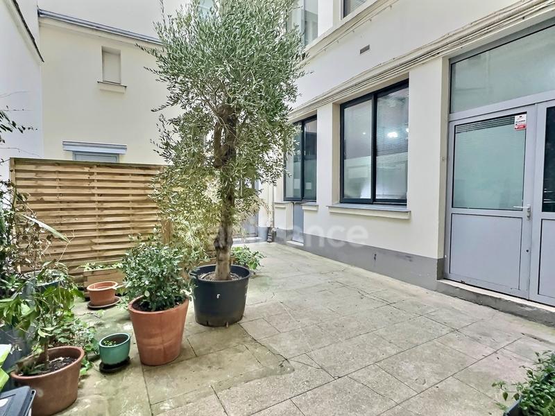 Appartement bourgeois - 73 m² - 4 pièces