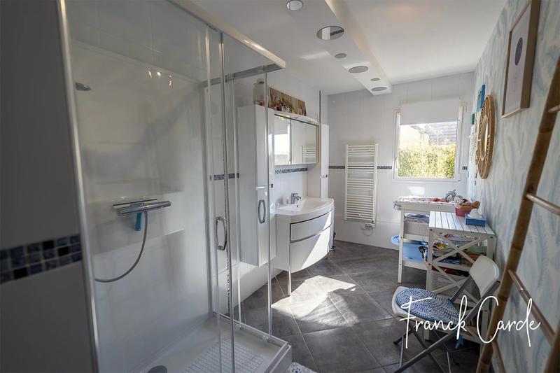 Maison - 159 m² - 8 pièces