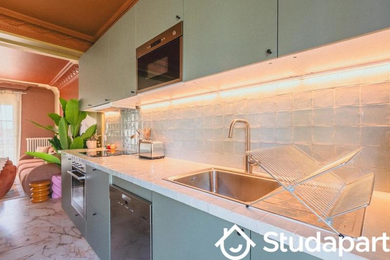 Chambre - 11 m² - 1 pièce