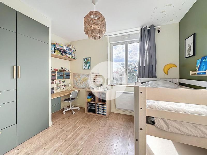 Appartement - 93 m² - 4 pièces