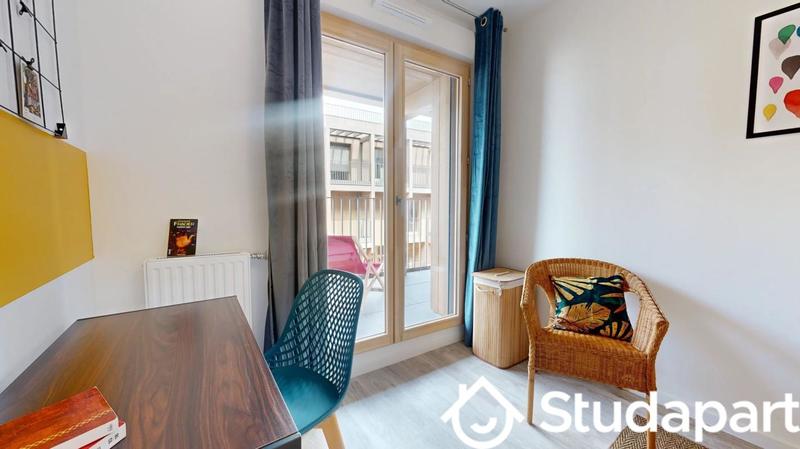 Chambre - 10 m² - 1 pièce