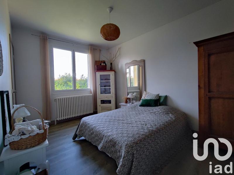 Maison - 242 m² - 8 pièces