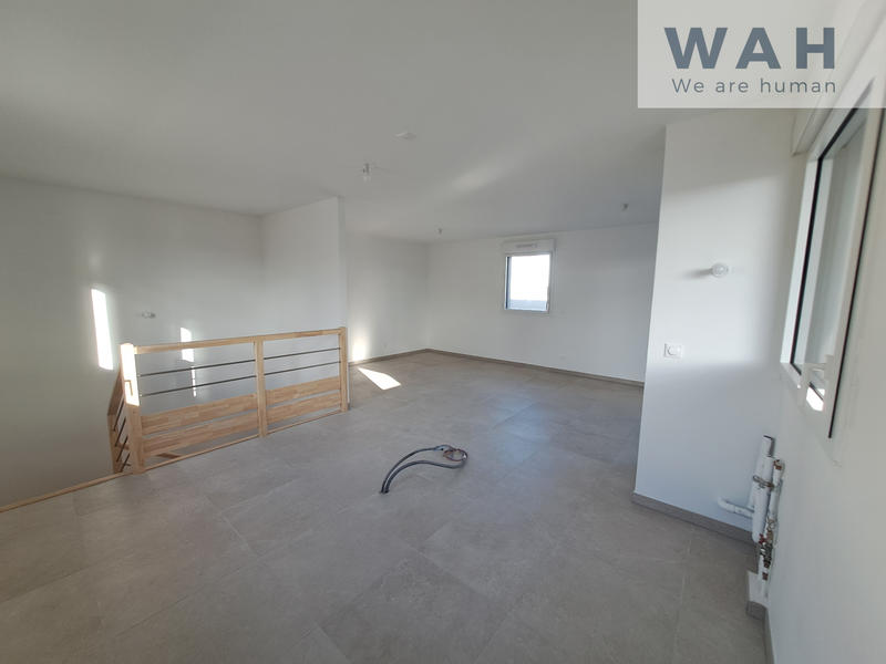 Appartement - 90 m² - 4 pièces