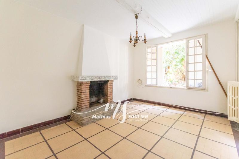 Maison - 340 m² - 12 pièces