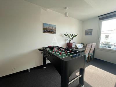 Maison - 95 m² - 5 pièces