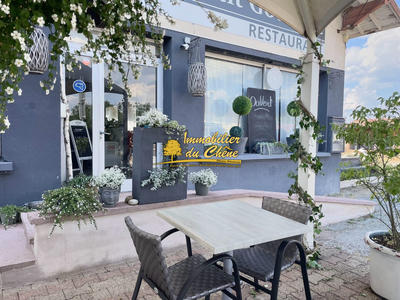 Maison - 218 m² - 10 pièces