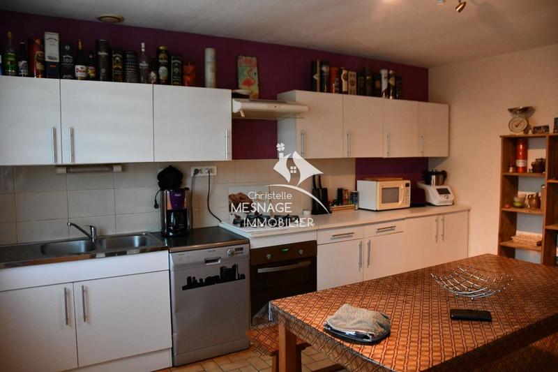 Maison en pierre - 187 m² - 6 pièces