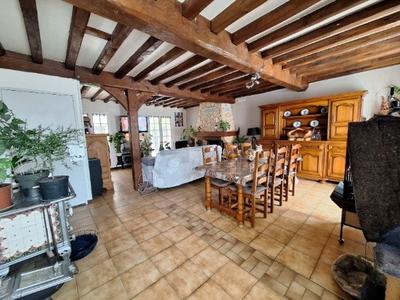 Maison - 151 m² - 7 pièces