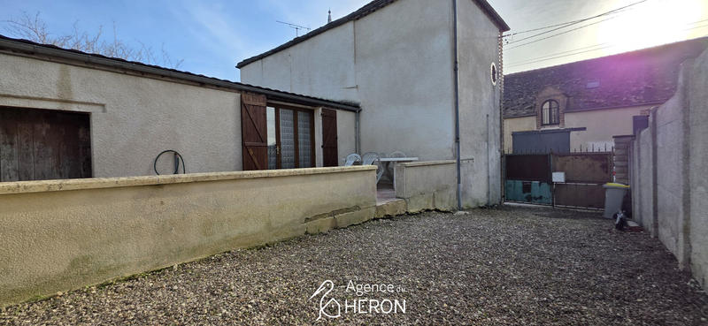 Maison - 111 m² - 7 pièces