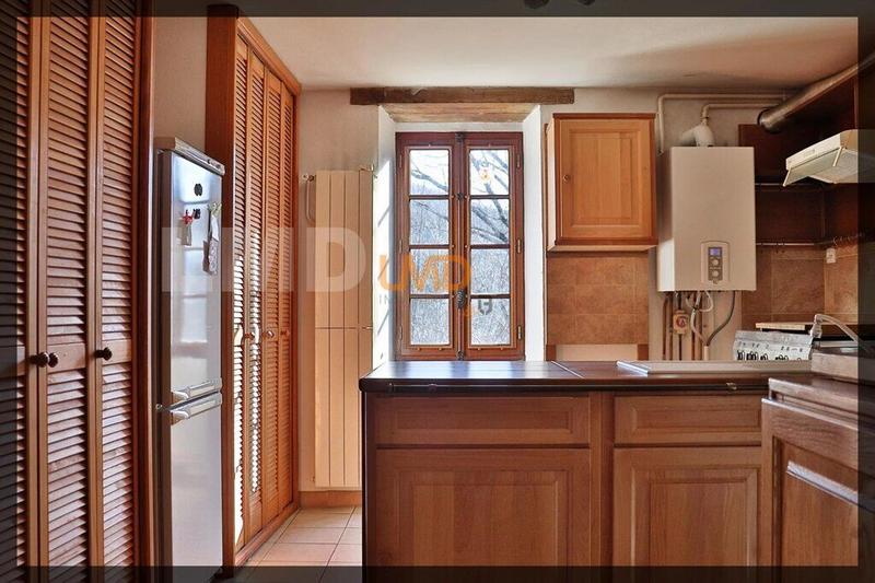 Maison en pierre - 140 m² - 5 pièces