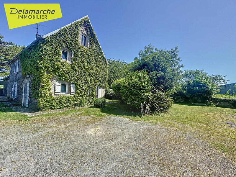 Maison - 208 m² - 9 pièces