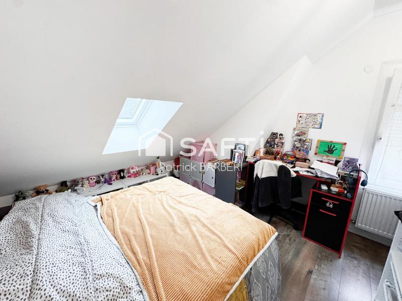 Maison - 88 m² - 5 pièces