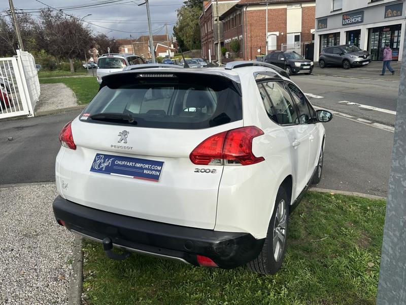 Peugeot 2008 Allure 1.2 Essence 82cv Bvm6