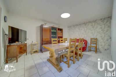 Maison - 97 m² - 5 pièces