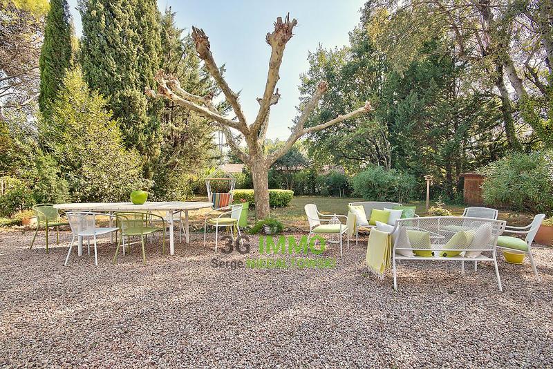 Propriété - 124 m² - 6 pièces