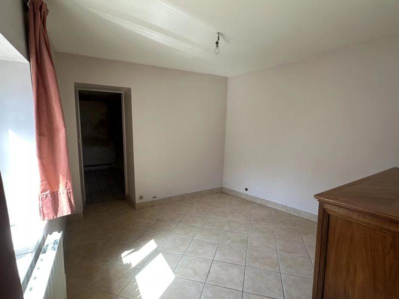 Maison - 185 m² - 7 pièces