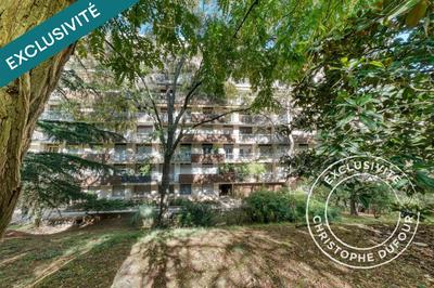 Appartement - 122 m² - 6 pièces