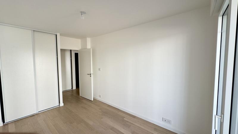 Appartement - 90 m² - 4 pièces