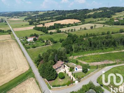 Maison - 185 m² - 6 pièces