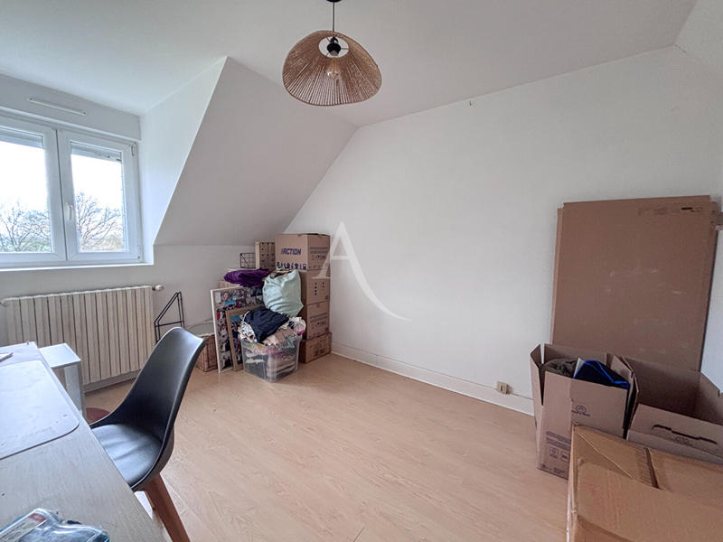 Maison - 95 m² - 5 pièces