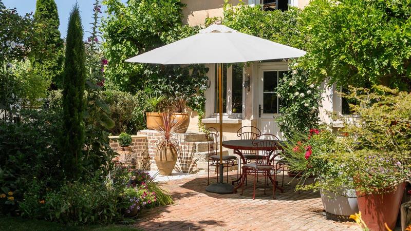 Maison - 360 m² - 10 pièces