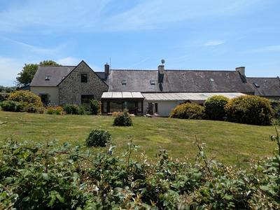 Maison ancienne - 362 m² - 14 pièces