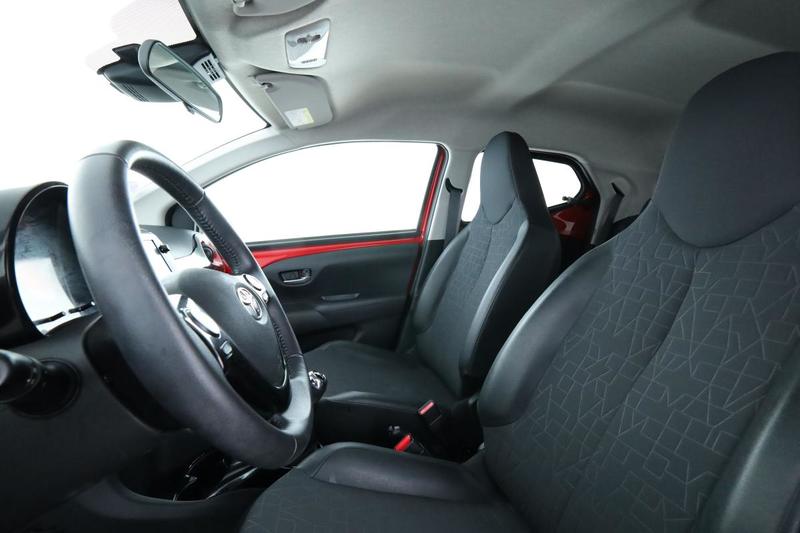 Toyota Aygo 1.0 Vvt-i X-Clusiv 5p 72 ch