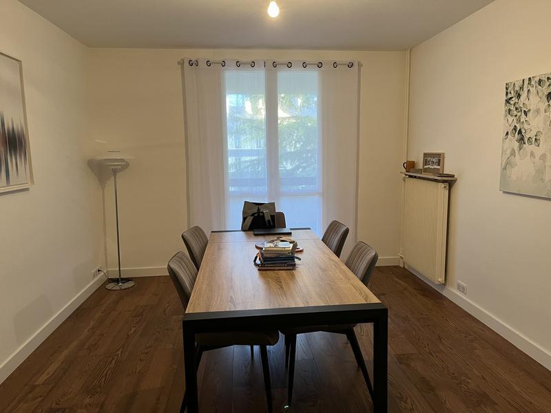 Appartement - 143 m² - 5 pièces