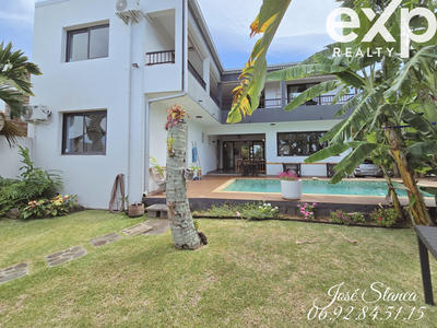 Villa - 350 m² - 10 pièces