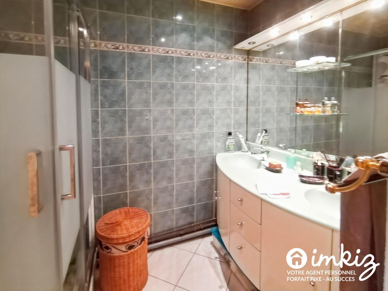 Appartement - 86 m² - 4 pièces