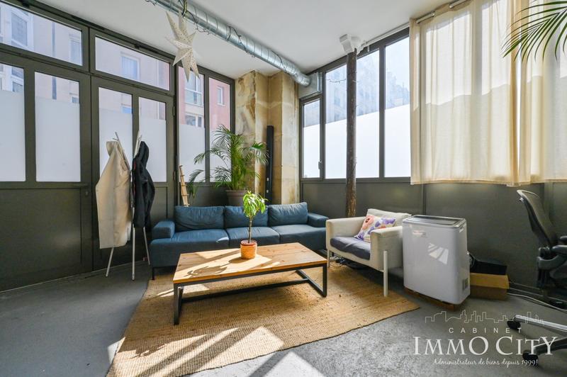 Local commercial - 61 m² - 4 pièces