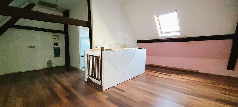 Immeuble - 90 m² - 5 pièces