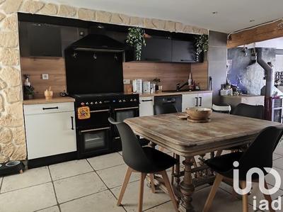 Maison de village - 180 m² - 7 pièces